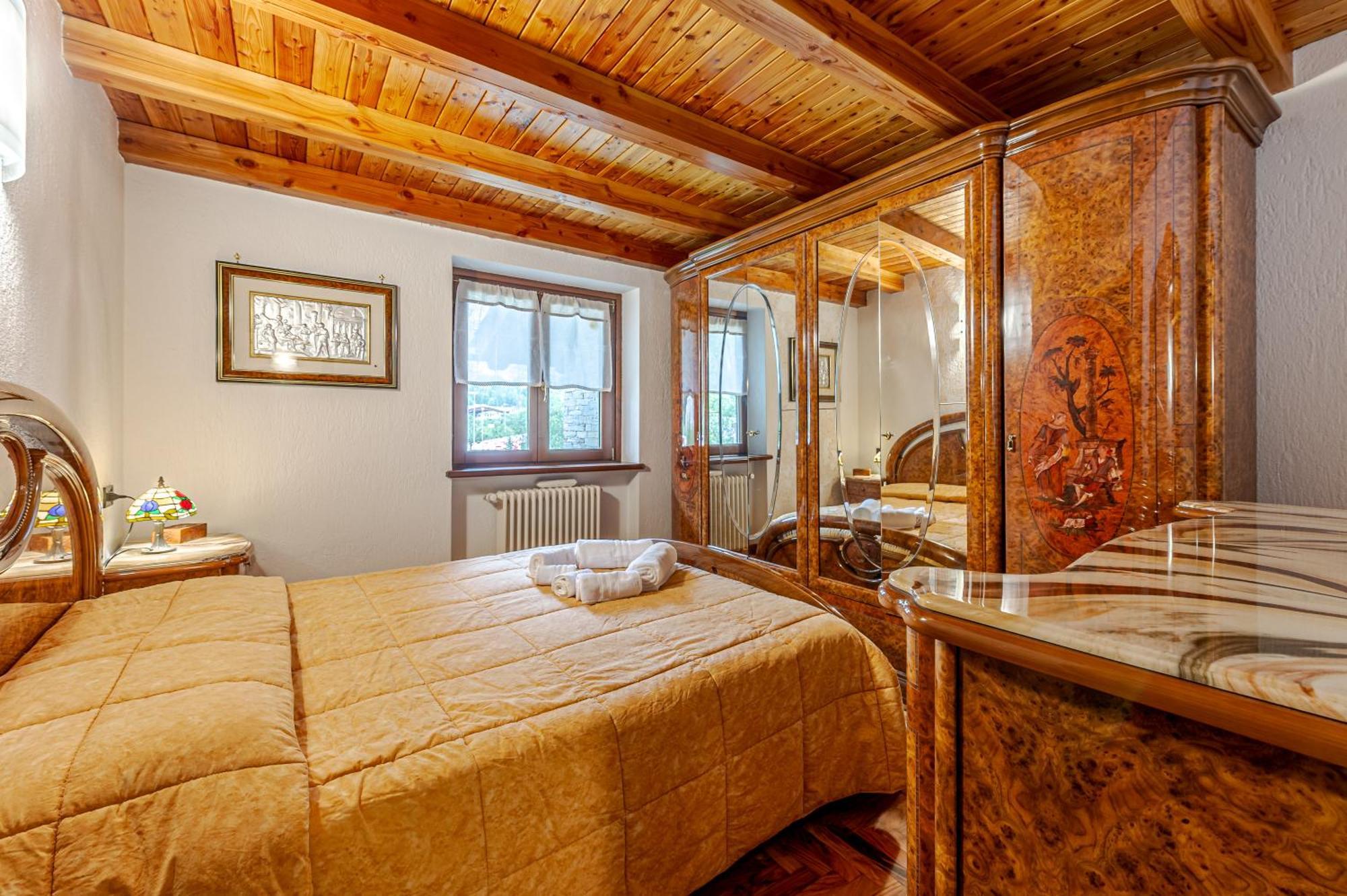 Apartamento Casa Beatrice - Wifi, Parcheggio E Vista Montagna - Cour 0231 Courmayeur Exterior foto